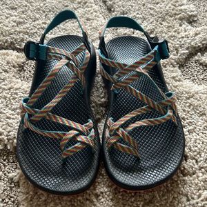 Chaco sandals- double strap with toe loop!